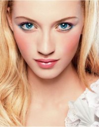 Макияж для блондинок: подбор оттенков и цветов Макияж для блондинок: подбор оттенков и цветов