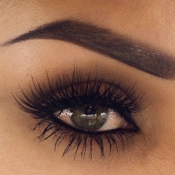 Выбор марки накладных ресниц Выбор марки накладных ресниц