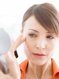 как выглядеть моложе своих лет с помощью косметики как выглядеть моложе своих лет с помощью косметики