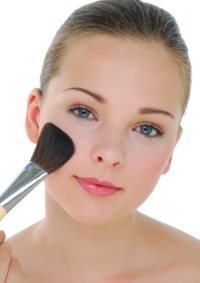 способ нанесения минералосодержащей рассыпчатой пудры способ нанесения минералосодержащей рассыпчатой пудры