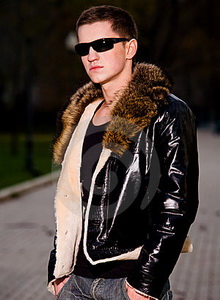 модная кожа кожаная куртка модная кожа кожаная куртка