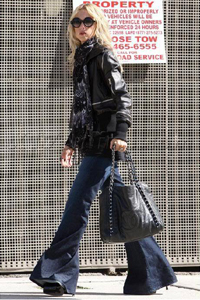 джинсы клеш как выбрать Rachel Zoe джинсы клеш как выбрать Rachel Zoe