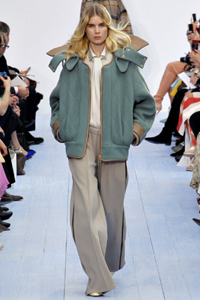 джинсы клеш как выбрать джинсы клеш как выбрать