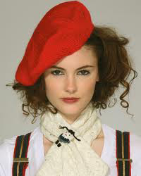 Берет – символ французского шарма 