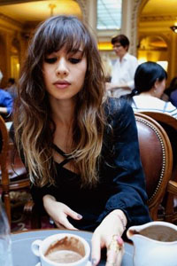 рваная челка рваная челка