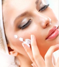 как отбелить кожу лица в домашних условиях